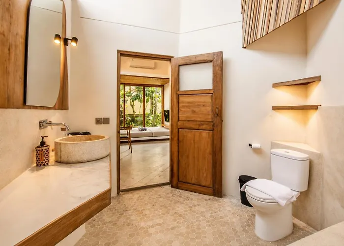 Villa Stylish 1br With Pool, 800m To *