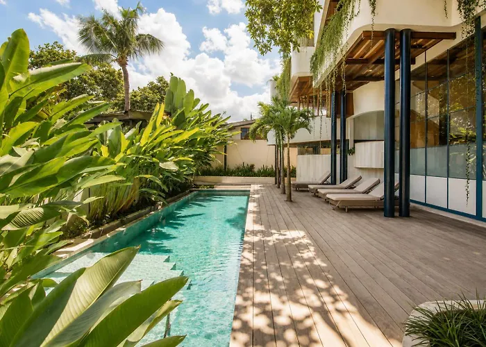 Stylish 1br With Pool, 800m To Villa *